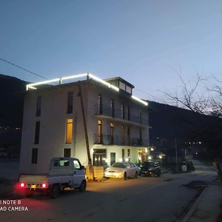 Hotel Marliza 梅斯蒂亚 外观 照片